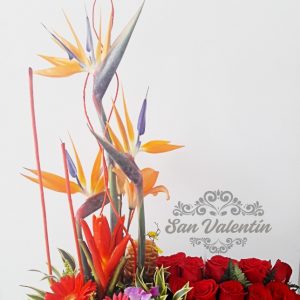 floristeria arreglo floral rosas